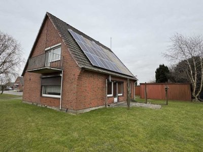 Handwerker gesucht!  Einfamilienhaus mit großem Gartenbereich in idyllischer Lage
