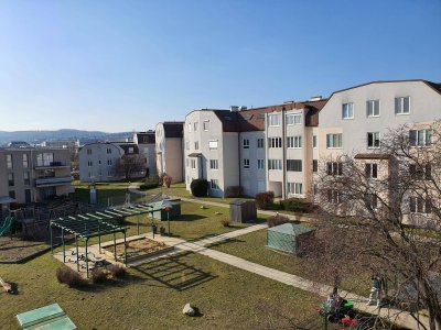 3-Zimmer-Wohnung, Top 1