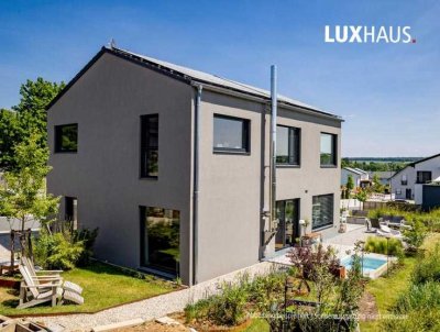 Exklusives Landhaus im klassischen Stil - individuell geplant mit LUXHAUS
