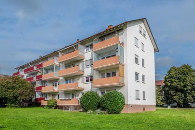 Singen-Nord.
Modernisierte Wohnung mit Garage!