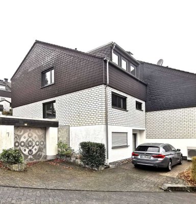 Frisch Modernisiert! Helles Wohnen in großzügiger Doppelhaushälfte