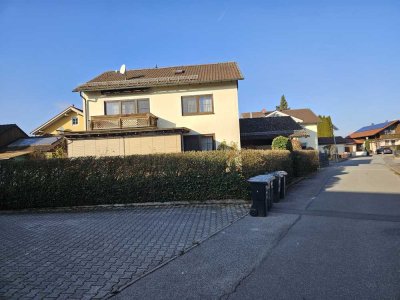 Familienfreundliches Einfamilienhaus mit Garten und Balkon in ruhiger Wohnlage