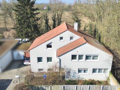 Großes Einfamilienhaus in absolut ruhiger Lage mit 280 m² Wohnfläche und 3 Bädern!