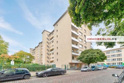 IMMOBERLIN.DE - Helle Wohnung mit Loggia in attraktiver Lage