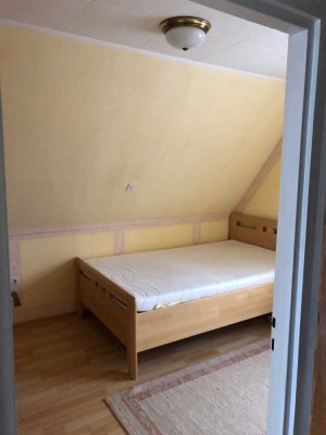 1 Zimmer Dachgeschosswohnung in München-Lochhausen