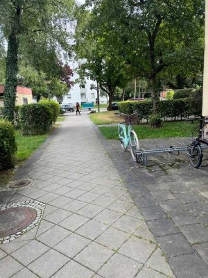 Exklusiv ausgestattete 3-Zimmer Wohnung mit Loggia in Feldmoching-Hasenbergl