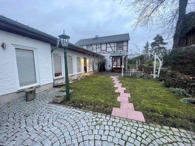 Mitbewohner*in gesucht: 2 Zimmer + Bad in Haus mit Garten, tierlieb
