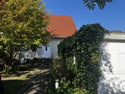 Ullersdorf: Luxuriöse 112qm-Wohnung mit zusätzlicher Wellnessoase (25 qm) und Gartenmitbenutzung