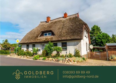 Einfamilienhaus mit Einliegerwohnung und Nebengelass
