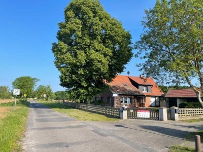 Landleben mit Weitblick – Wohnhaus mit Pferdestall, mehreren Einheiten in Pendeldistanz zu Berlin