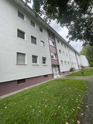 3 Zimmer Wohnung mit Balkon in Kelkheim (Taunus)