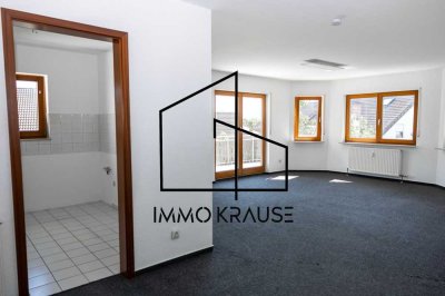 Helle 3,5-Zi.-Wohnung mit 2 Balkonen & 2 Stellplätzen in ruhiger Lage