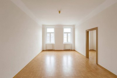 3-Zimmer Altbauwohnung mit Entwicklungspotenzial – sanierungsbedürftig