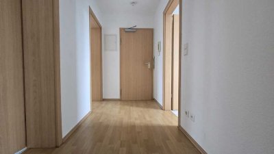 2-Raum-Wohnung im EG mit eigenem Garten