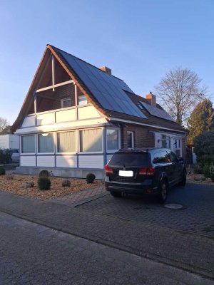Modernisiert und saniert - Einfamilienhaus mit schönem Garten in Soltau