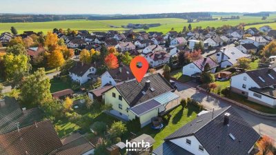 Saniertes Einfamilienhaus mit ELW und ausbaufähigem Dachspeicher – Neuhausen ob Eck