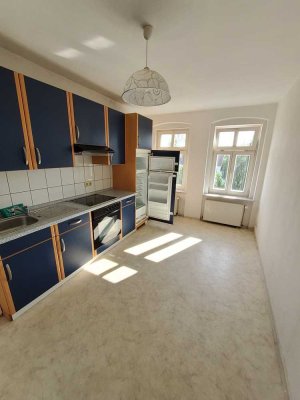 Dachgeschosswohnung mit Einbauküche im Zentrum