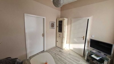 Schöne und gepflegte 2-Zimmerwohnung inkl. PKW-Stellplatz in Bingen für Single oder Paar