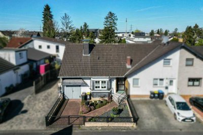 Bezugsfreie DHH mit Sauna und kreativen Umbaumöglichkeiten in Köln-Höhenhaus