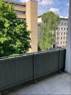 2-Zimmerwohnung in Schoppershof mit Balkon