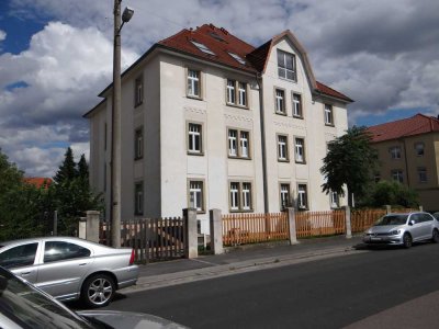 RUHIGES Wohnen in Briesnitz - 2 Raum Wohnung im 2. Obergeschoß