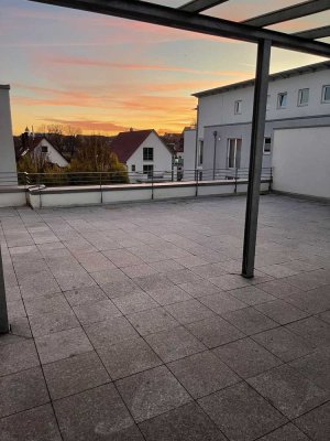 Penthouse Wohnung in der Innenstadt, Sauna auf der Dachterrasse, 3 TG Stellplätze, 202 qm,Weinkeller