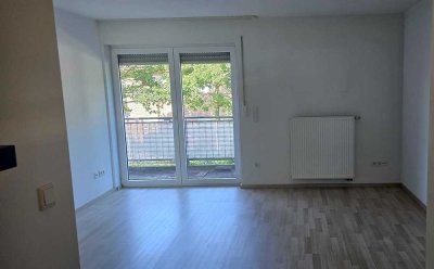 Kleine 2 Zimmer Wohnung mit Balkon und TG-Stellplatz