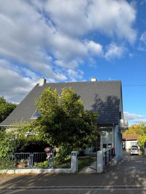 Großes Einfamilienhaus/Mehrfamilienhaus