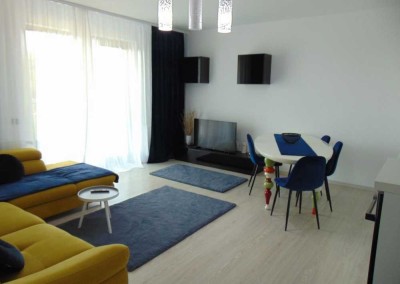 Exklusive, gepflegte 1,5-Zimmer-Wohnung mit Balkon und EBK in Teltow
