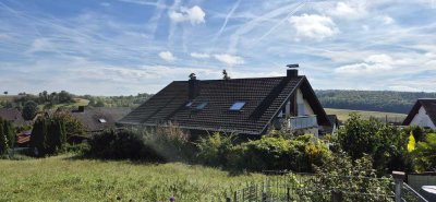 Gepflegtes 3- Familienhaus in Kraichtal zu verkaufen. Inkl. Photovoltaikanlage!