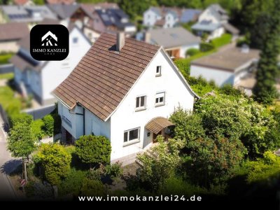Freistehendes Einfamilienhaus mit großem Garten in gefragter Lage von Kehl!