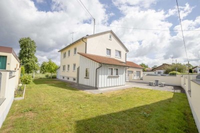 sofort verfügbares Zweifamilienhaus in Baar-Ebenhausen