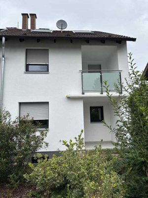 Doppelhaushälfte mit Garten in ruhiger Lage