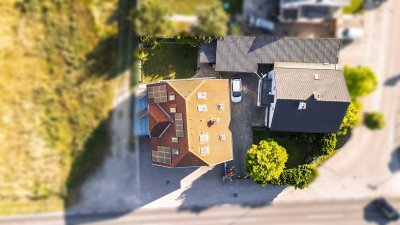 Kapitalanlage mit Potential – 2 Häuser auf Eckgrundstück mit rund 938 m² Grundstücksfläche!
