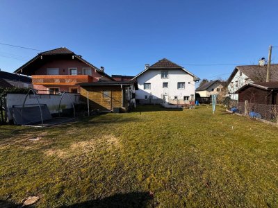 RESERVIERT! Großes Haus zum kleinen Preis! Familienfreundliches Wohnhaus mit zwei Wohneinheiten und Garage in zentraler Lage in Timelkam