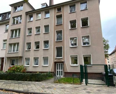 großzügige 2,5-Zimmer-Wohnung in ruhiger Lage