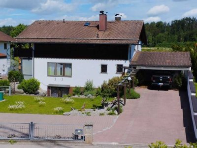 EFH in St. Erasmus, für 2 Generationen, 5 Garagen, Schwimmteich