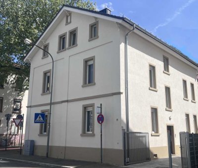 Sehr zentral gelegene 4-Zimmerwohnung mit luxuriöser Ausstattung (Erstbezug)