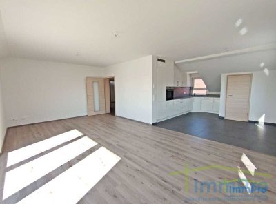 Penthousewohnung in Dreifamilienhaus - modern und exklusiv