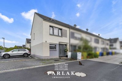 Familienfreundliches Wohnen im Neubaugebiet mit idyllischem Garten