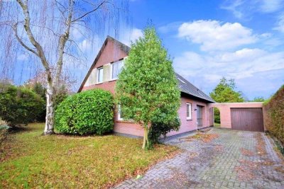 Unweit des Ems-Jade-Kanals und der Auricher Innenstadt!
Renovierungsbedürftiges Einfamilienhaus ...