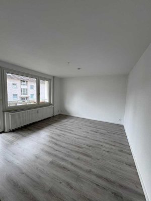 Renovierte 3ZKB mit Balkon in Klosternähe sucht neue Mieter