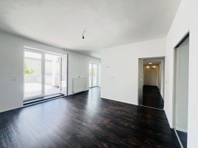Moderne Terrassenwohnung mit privatem Liftzugang &amp; Wunschküche im Herzen der Stadt