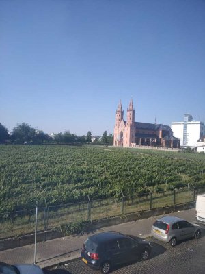 ++TOP neu sanierte 4 ZKB++Balkon++Tageslichtbad++