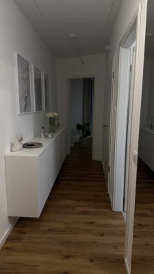 Suche Nachmieter nach Erstbezug - 2 Zimmer, hell, mit EBK ab frühestens 15.11.