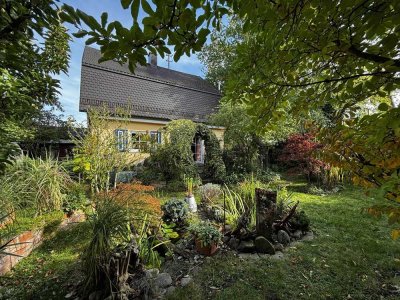 Kleines Märchenhaus - saniert, einzigartig, zauberhaft