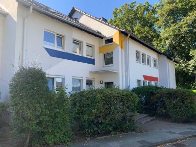 Erdgeschosswohnung mit Stellplatz in ruhiger Lage - sowohl für Eigennutzer attraktiv als auch für