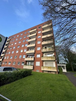 Von Privat vollständig renovierte 3-Zimmer-Wohnung mit Balkon und Einbauküche in Lübeck