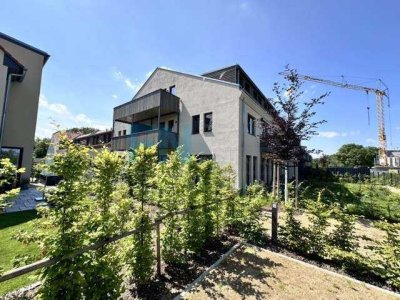 +++ LEERSTEHENDE hochwertige 3 Zimmerwohnung mit 2 Balkonen! +++