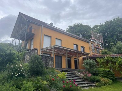 1 Zimmer Apartment mit Terrasse und Blick ins Grüne